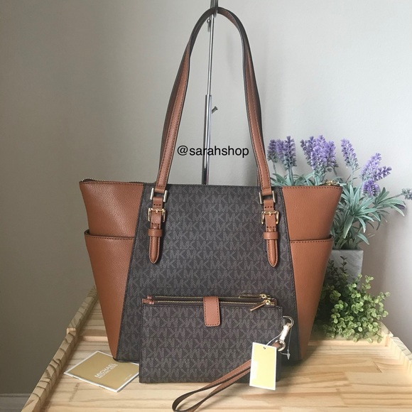 🌼Michael Kors Set - Picture 2 of 15